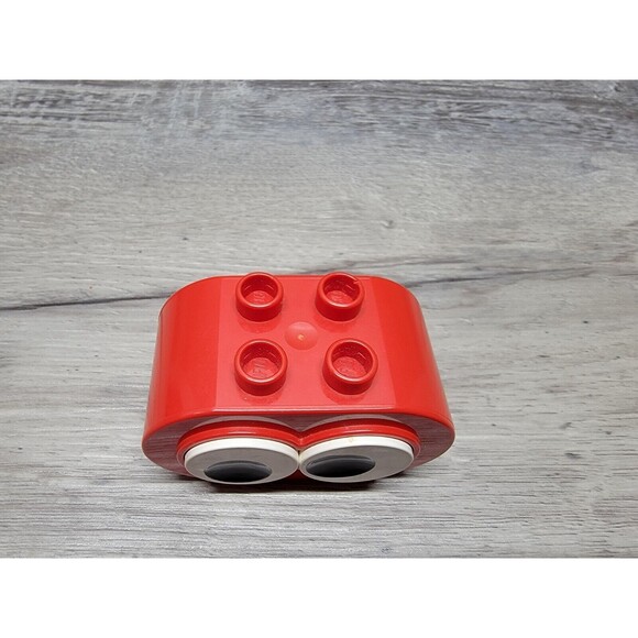 Rare Lego Duplo RED GOOGLY EYES EYE FACE PART Vintage 4x2 Head Block - Picture 2 of 6
